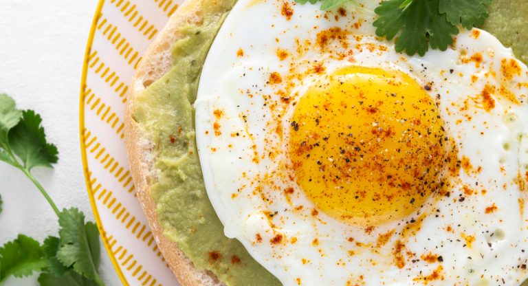 Huevo con palta